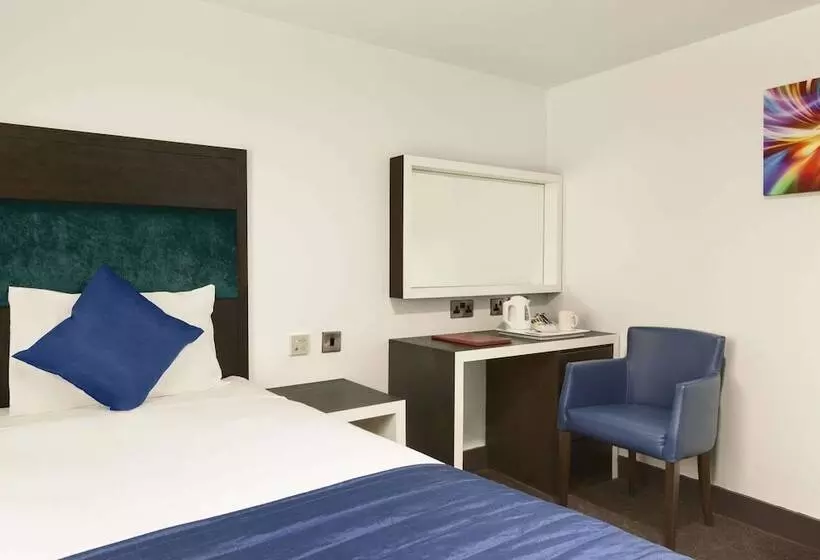 اتاق اجرایی, Ramada Oxford