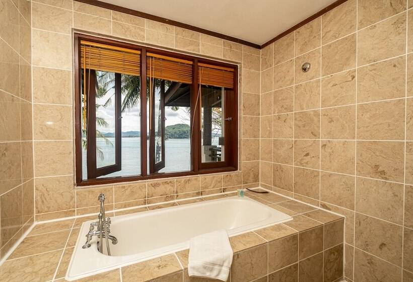 高级客房, Rebak Island Resort & Marina