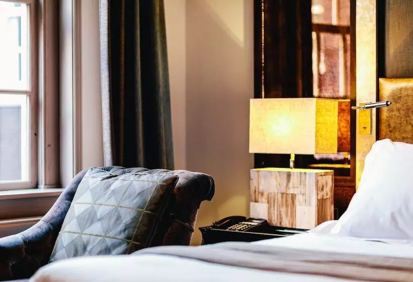 Deluxe Room, The Dylan Amsterdam The Leading Hotels Of The World