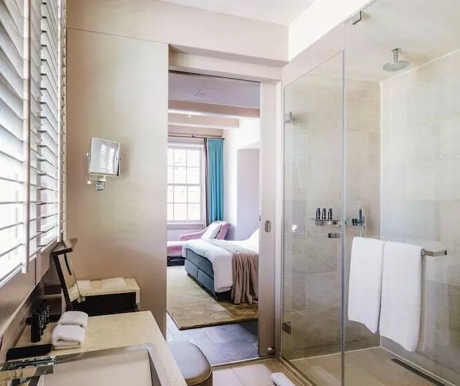 Standard Room, The Dylan Amsterdam The Leading Hotels Of The World
