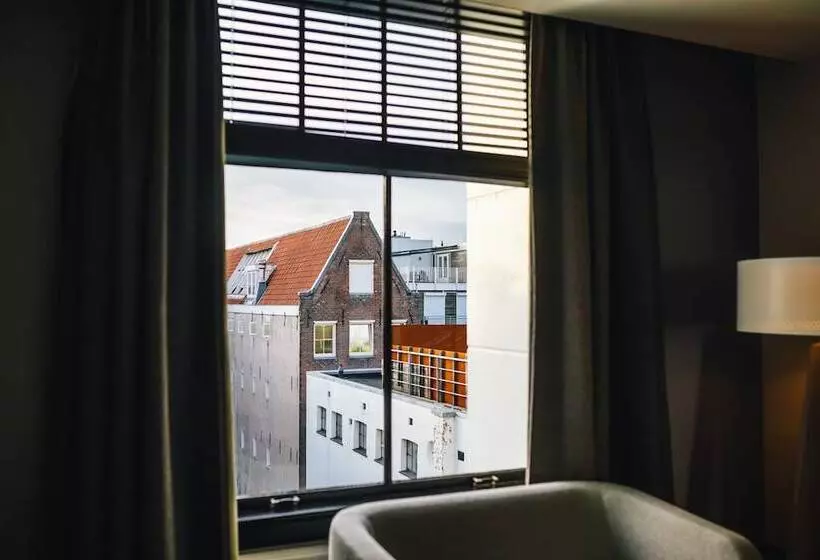 Standard Room, The Dylan Amsterdam The Leading Hotels Of The World