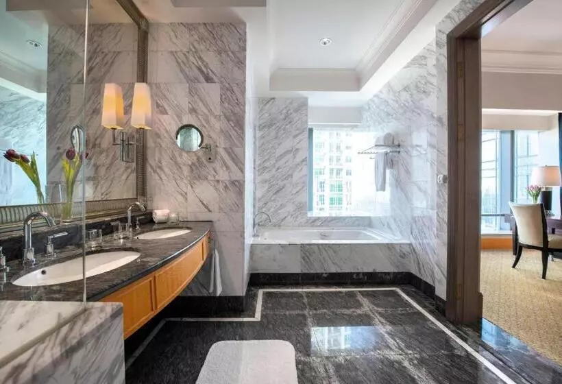 اتاق استاندارد با تخت بزرگ, The Ritzcarlton Jakarta, Mega Kuningan