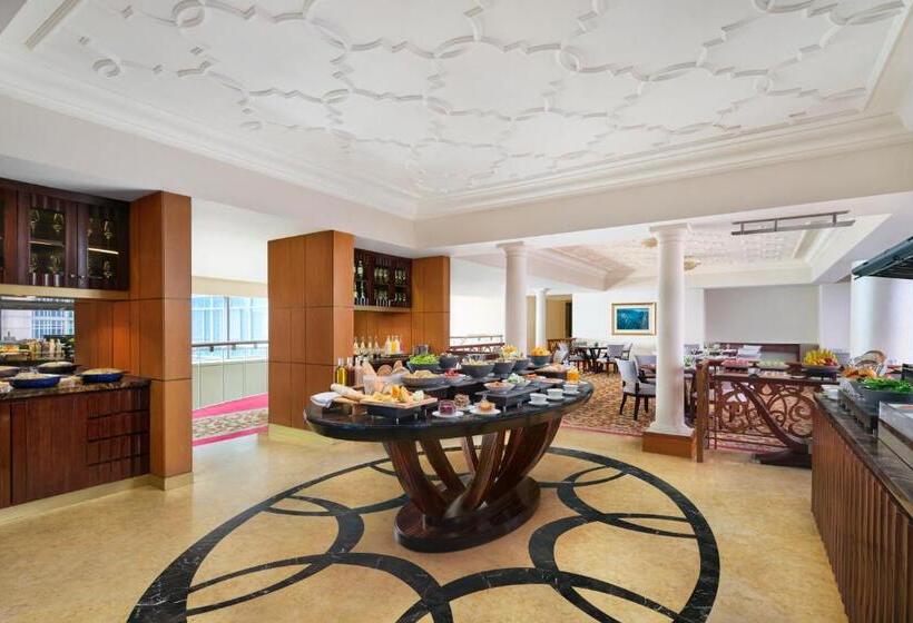 Номер Клуб Кровать Кинг, The Ritzcarlton Jakarta, Mega Kuningan