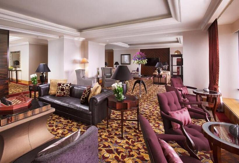 Club Studio, The Ritzcarlton Jakarta, Mega Kuningan