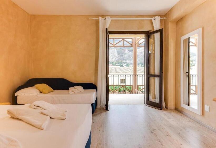 スーペリアトリプルルーム, La Tonnara Di Bonagia Resort