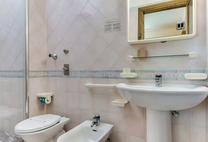اتاق استاندارد با چشم‌انداز باغ, La Tonnara Di Bonagia Resort