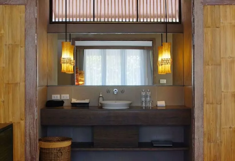 Villa 1 Makuuhuone, Twin Lotus Resort And Spa Sha Plus Adult Only November April