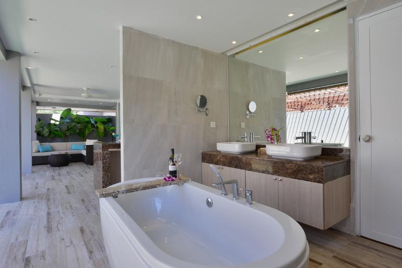 Люкс с Бассейном, Twin Lotus Resort And Spa   Sha Plus   Adult Only November   April