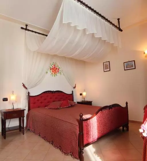 Deluxe Suite King Bed, Venus Park