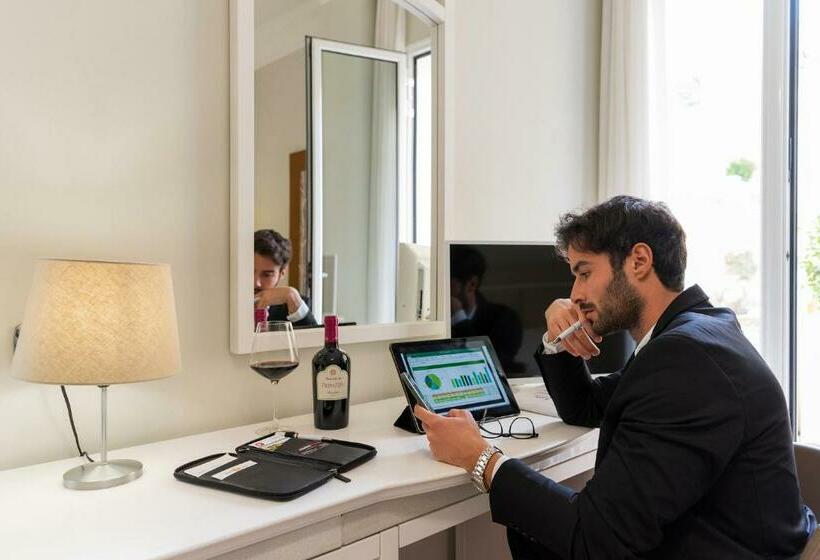 Номер Стандарт Индивидуальный, Victoria Palace Hotel & Zen Wellness