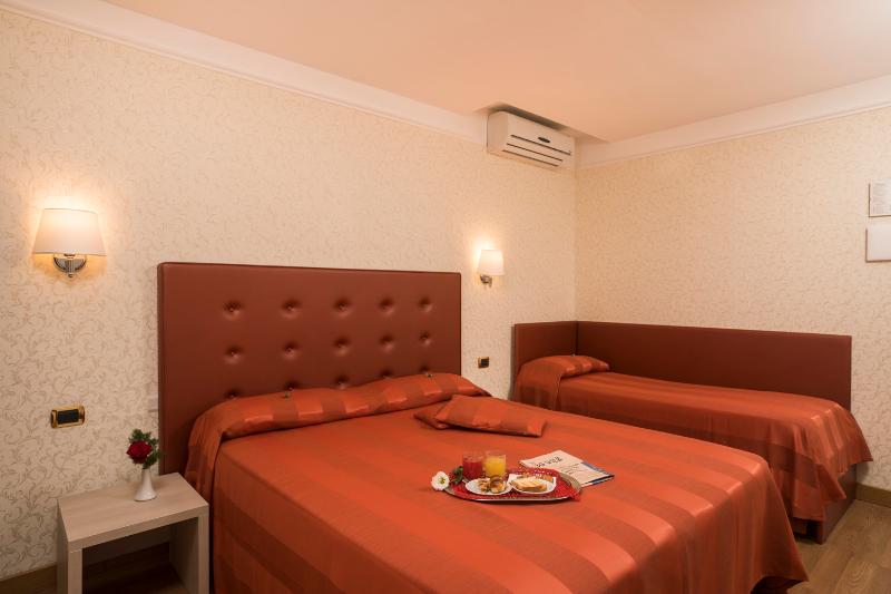 חדר סטנדרט לשלושה, Villa Rosa