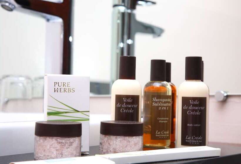 اتاق استاندارد با چشمانداز دریا, Mahogany Hotel Residence & Spa