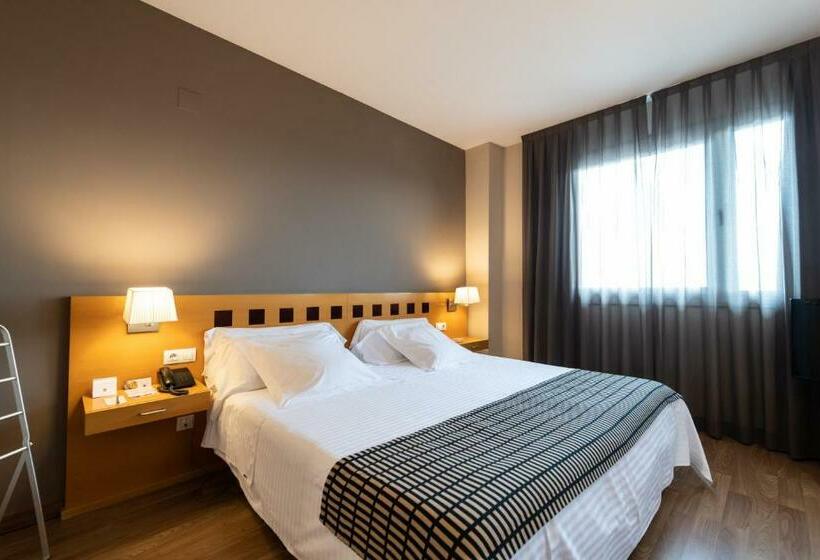 标准间, Ponient Vila Centric