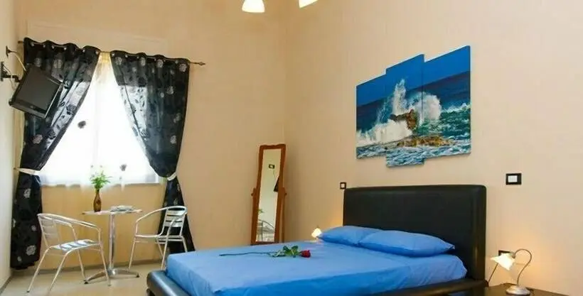 スタンダードルーム, B&b Li Cuti