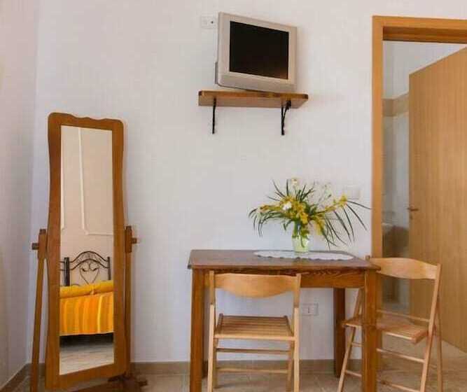 חדר סטנדרט, B&b Li Cuti