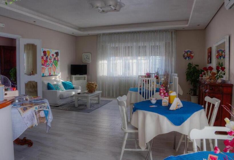 استودیو خانوادگی, Terra Di Sole