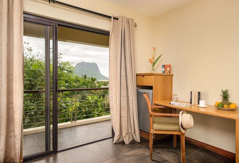 اتاق سوپریور با چشمانداز دریا, Happy Days Guest House