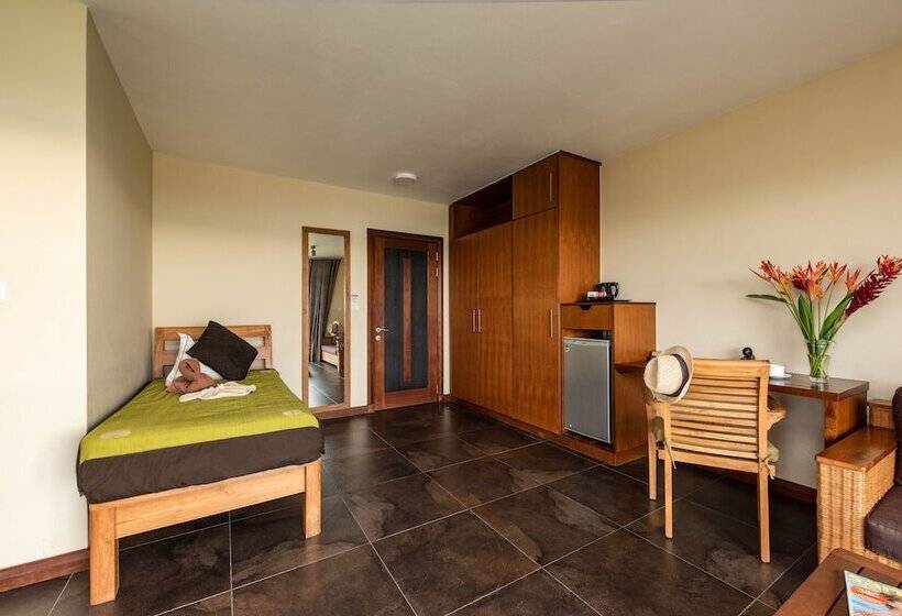 اتاق لوکس با چشمانداز, Happy Days Guest House