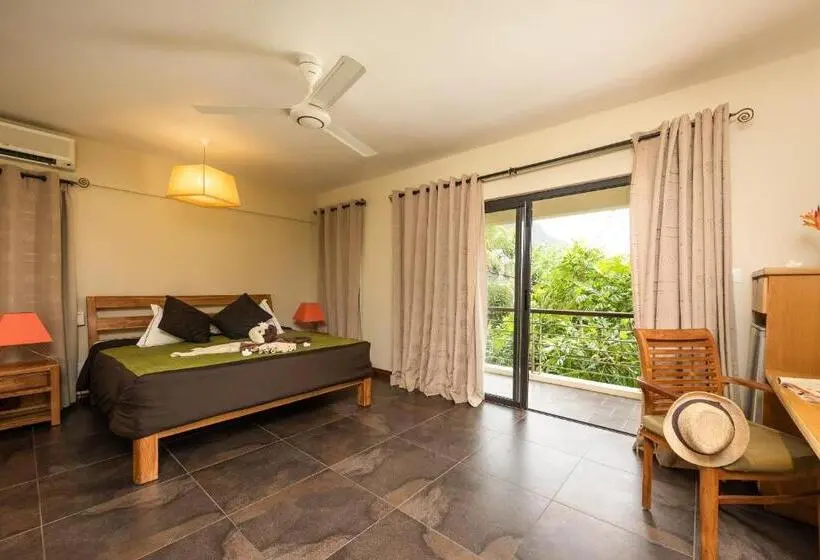 اتاق سوپریور, Happy Days Guest House