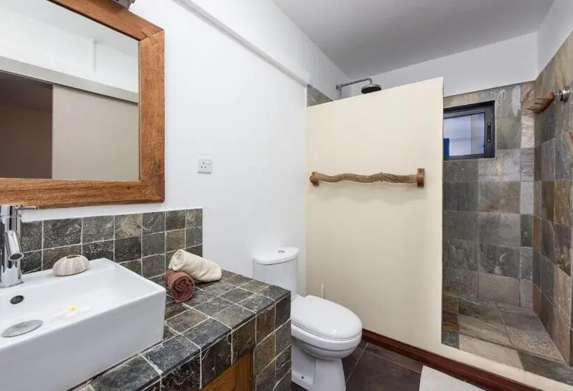 اتاق لوکس, Happy Days Guest House