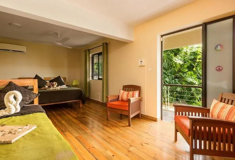 اتاق استاندارد, Happy Days Guest House