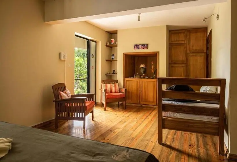 اتاق استاندارد, Happy Days Guest House