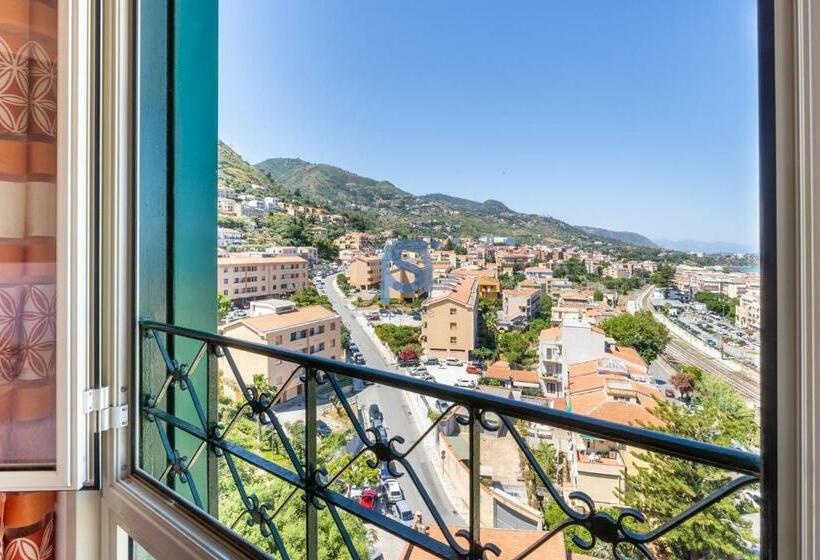 اتاق استاندارد با تخت بزرگ, B&b Panorama   Self Check In