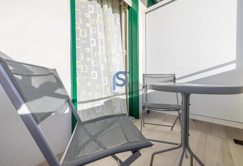 اتاق استاندارد با تخت بزرگ, B&b Panorama   Self Check In