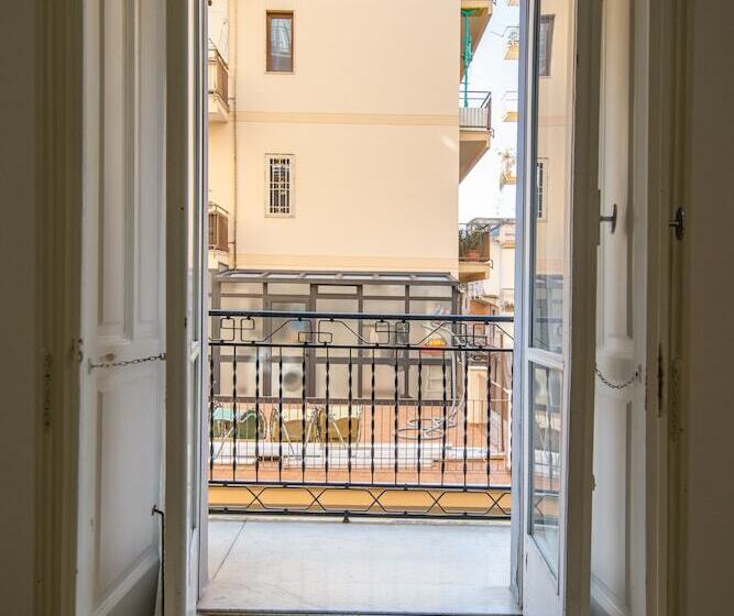 آپارتمان کلاسیک 1 خوابه, B&b Salerno Stay