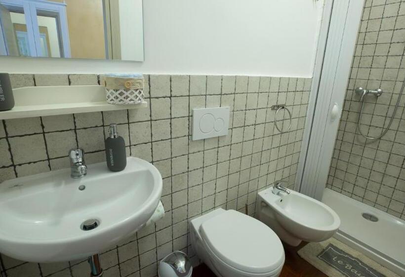 스탠다드 룸 킹사이즈 침대, Marlin B&b