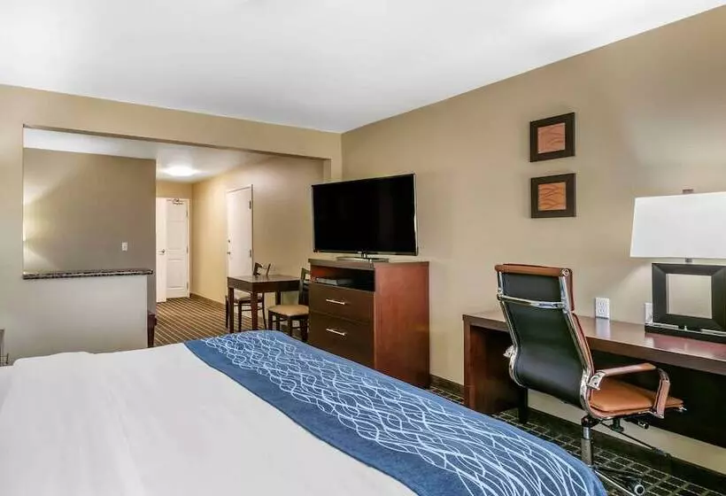 سوئیت برای معلولان, Comfort Inn Fort Collins North