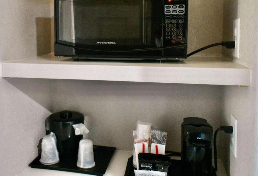 غرفة قياسية سرير كينج, Comfort Inn & Suites Cartersville   Emerson Lake Point