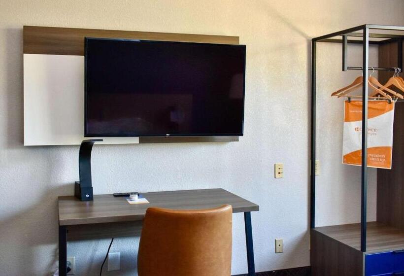 غرفة قياسية سرير كينج لذوى الإحتياجات الخاصة, Comfort Inn & Suites Cartersville   Emerson Lake Point