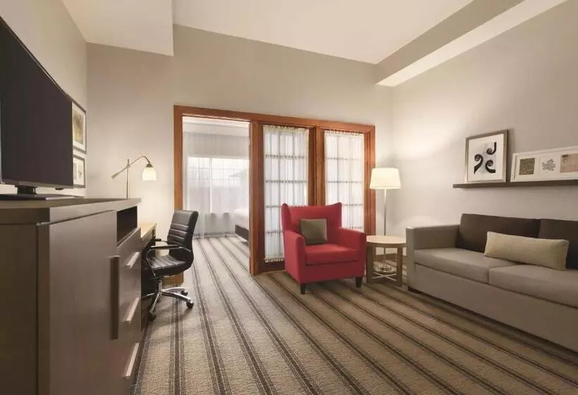 سوئیت با تخت بزرگ, Country Inn & Suites By Radisson, Billings, Mt