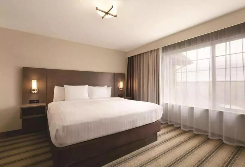 سوئیت با وان آب گرم, Country Inn & Suites By Radisson, Billings, Mt