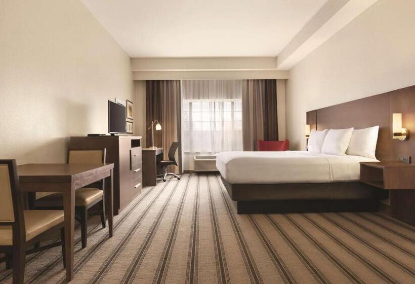 جناح مزود بجاكوزى, Country Inn & Suites By Radisson, Billings, Mt