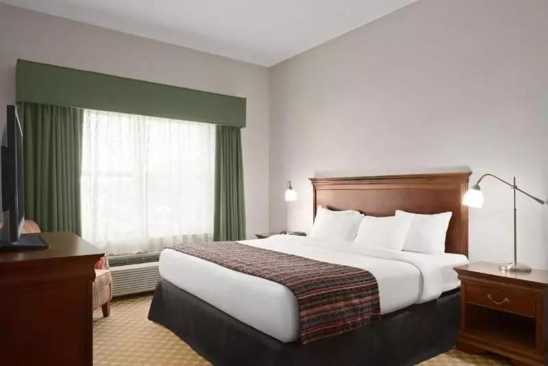 キングサイズベッドのスイートルーム, Country Inn & Suites By Radisson, Gettysburg, Pa