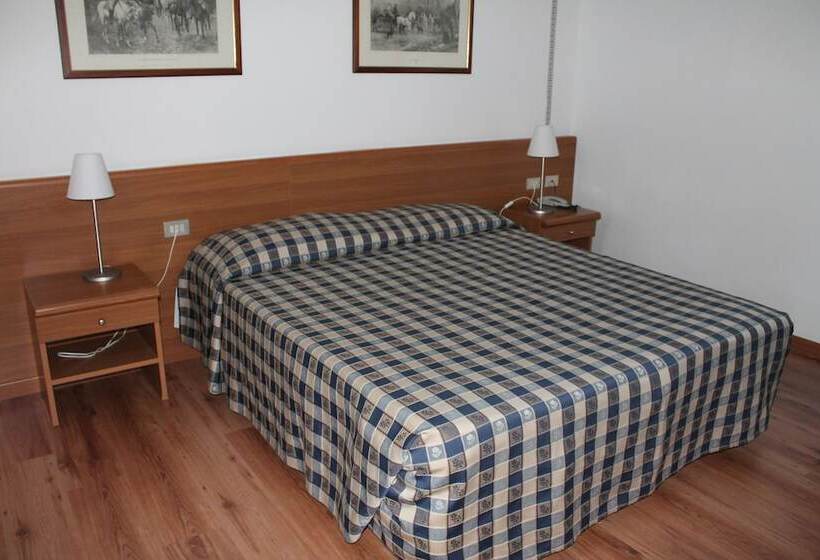 스탠다드 룸, De La Telecabine