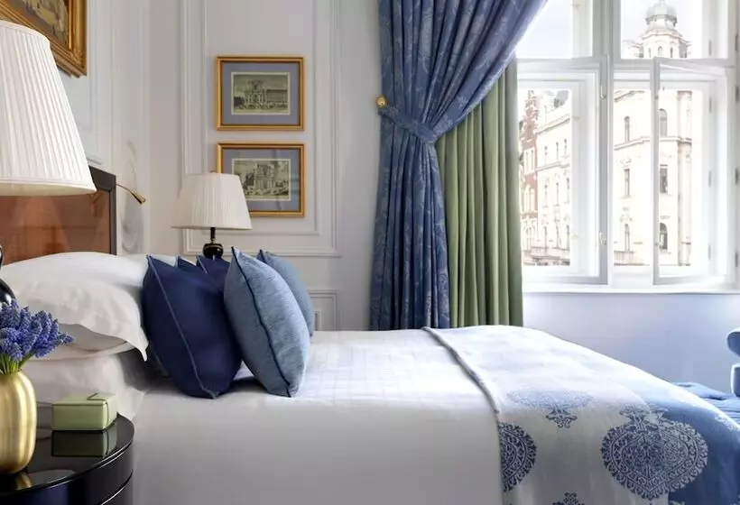 اتاق استاندارد با تخت دوبل, Four Seasons Hotel Prague