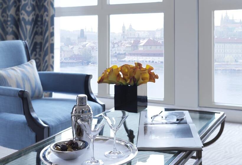Люкс, Four Seasons Hotel Prague