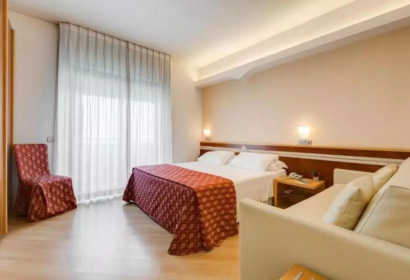 Deluxe-huone Queen-vuode, Europa Beach Village