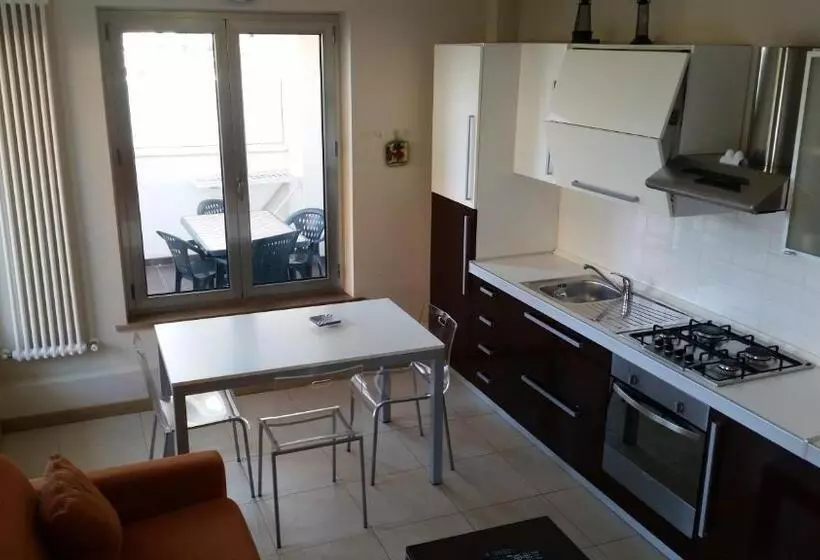 Huoneisto 1 Makuuhuone Pohjakerros, Europa Beach Village