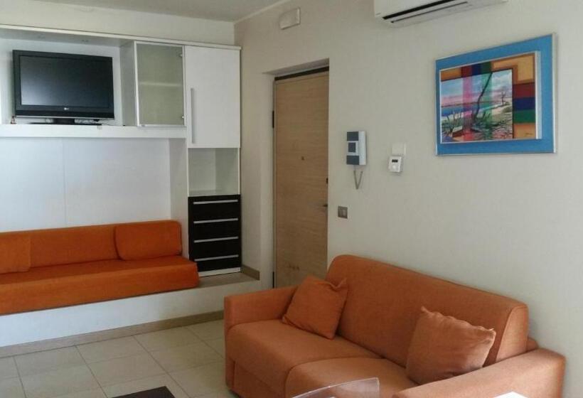 Апартаменты 1 Спальня Нижний Этаж, Europa Beach Village