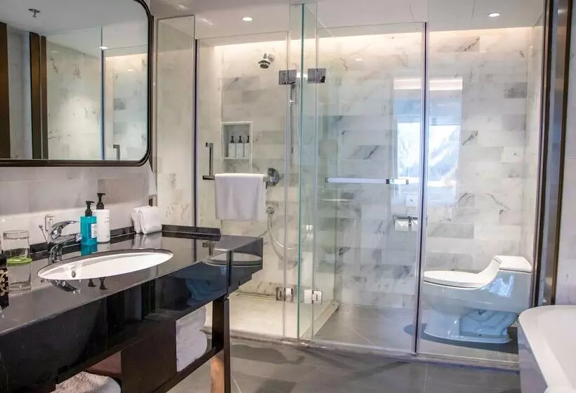 سوئیت کلاب, Intercontinental Resort Jiuzhai Paradise, An Ihg