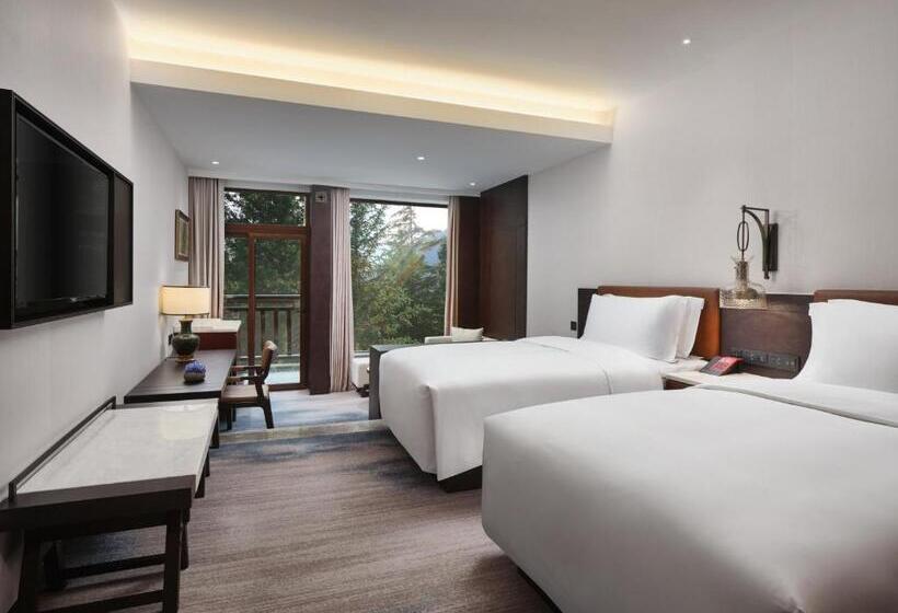 Номер Классика Кровать Кинг, Intercontinental Resort Jiuzhai Paradise, An Ihg