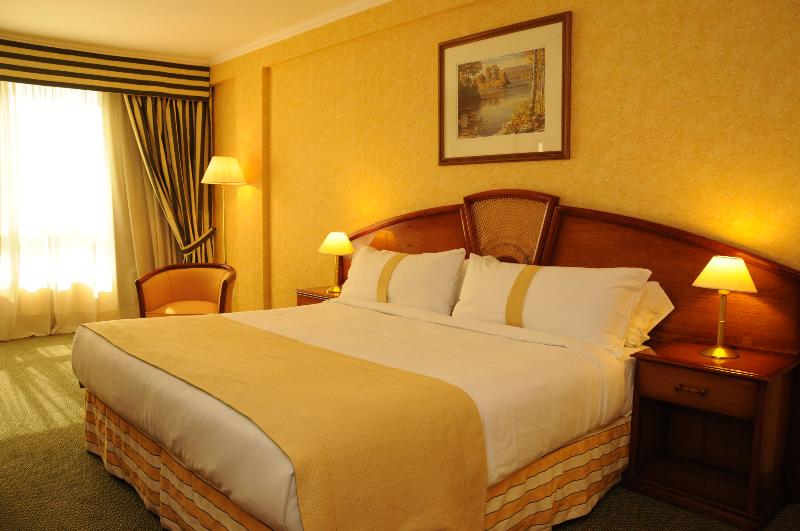 디럭스 룸 킹사이즈 침대, Intertower