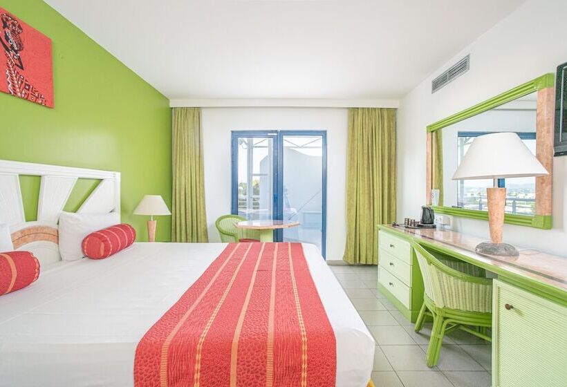 수피리어 룸, Karibea La Valmeniere