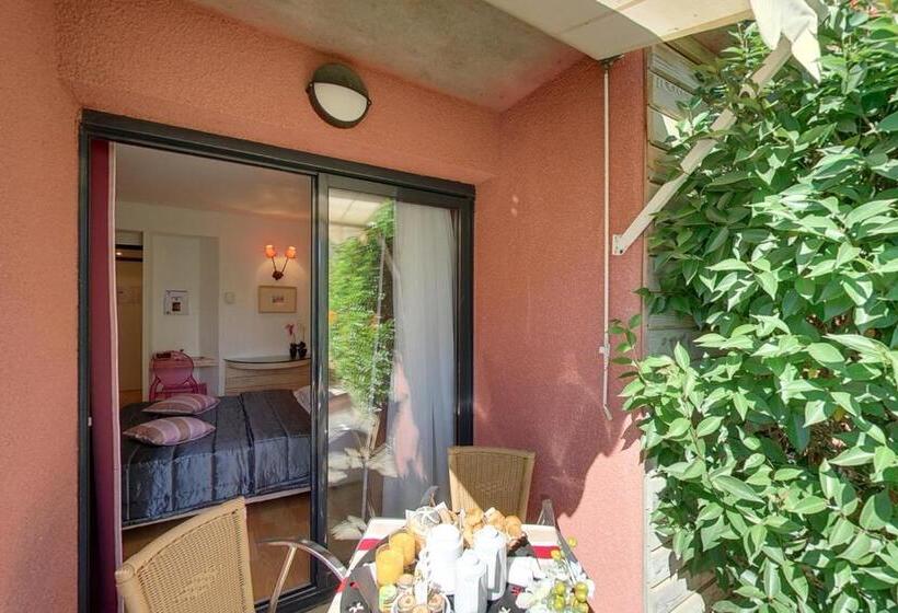 프레스티지 룸, Le Phoebus Garden & Spa