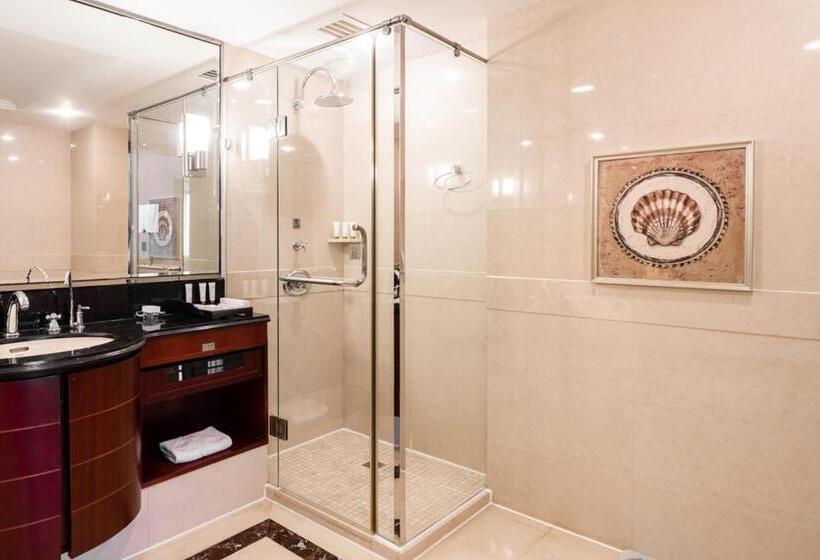 キングサイズベッドのデラックスルーム, Maritim Hotel Taicang Garden