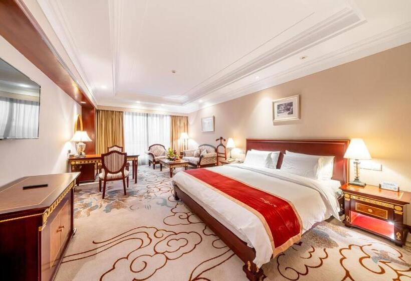 キングサイズベッドのデラックスルーム, Maritim Hotel Taicang Garden